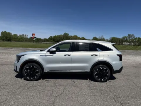 More photos of 2026 Kia Sorento EX at Graff Kia of Chesterton, IN