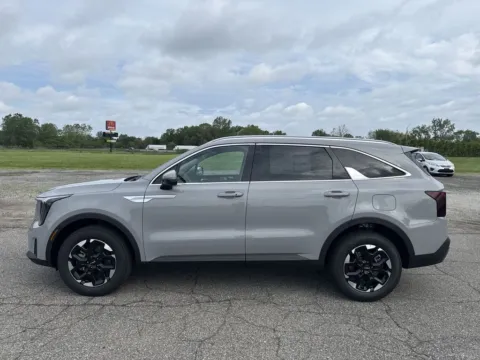 More photos of 2026 Kia Sorento S at Graff Kia of Chesterton, IN