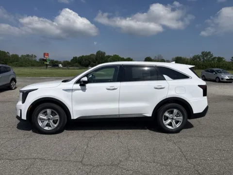More photos of 2026 Kia Sorento LX at Graff Kia of Chesterton, IN