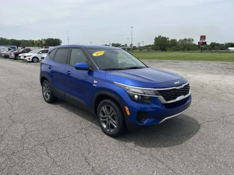 Photos of 2022 Kia Seltos LX for sale in Burns Harbor, IN at Graff Kia of Chesterton