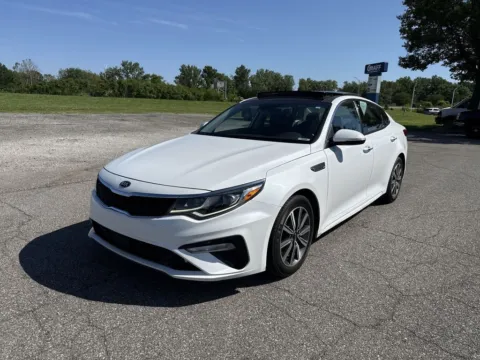 More photos of 2020 Kia Optima EX Premium at Graff Kia of Chesterton, IN
