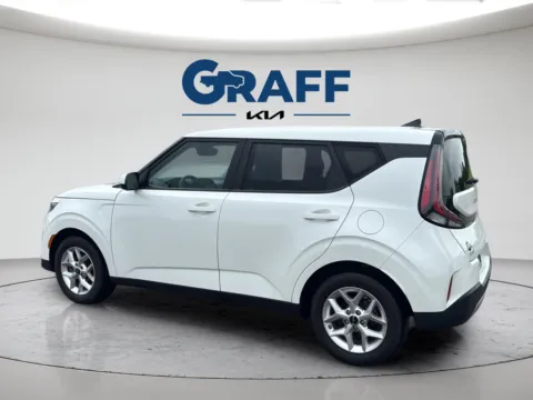 More photos of 2024 Kia Soul LX at Graff Kia of Chesterton, IN