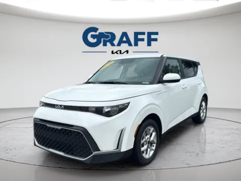 White 2024 Kia Soul LX for sale in Burns Harbor, IN