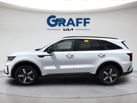 More photos of 2023 Kia Sorento EX at Graff Kia of Chesterton, IN