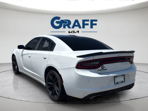 More photos of 2016 Dodge Charger R/T at Graff Kia of Chesterton, IN