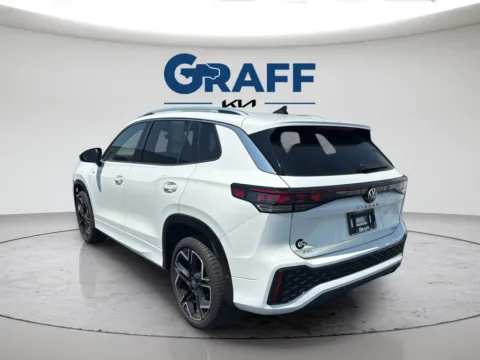 More photos of 2025 Volkswagen Tiguan 2.0T SEL R-Line at Graff Kia of Chesterton, IN