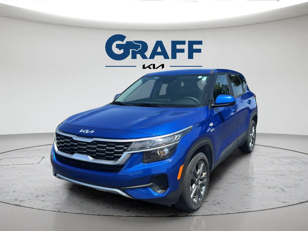 Blue 2023 Kia Seltos LX for sale in Burns Harbor, IN