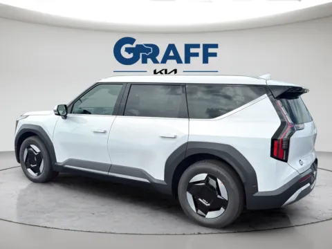 More photos of 2026 Kia EV9 Wind at Graff Kia of Chesterton, IN