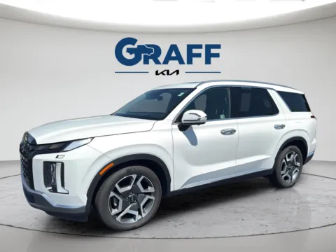 Photos of 2024 Hyundai Palisade Limited for sale in Burns Harbor, IN at Graff Kia of Chesterton