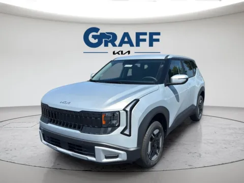 Photos of 2027 Kia Seltos LX for sale in Burns Harbor, IN at Graff Kia of Chesterton