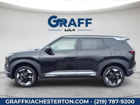 More photos of 2027 Kia Seltos S at Graff Kia of Chesterton, IN
