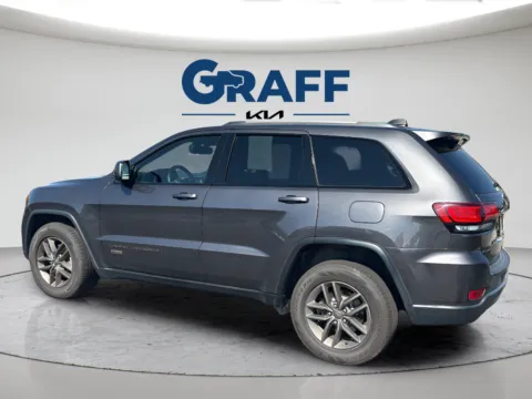 More photos of 2016 Jeep Grand Cherokee Laredo at Graff Kia of Chesterton, IN