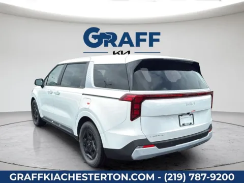More photos of 2027 Kia Carnival LXS at Graff Kia of Chesterton, IN