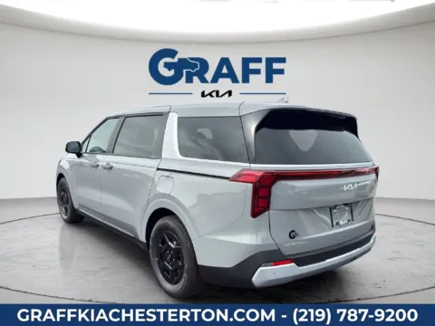 More photos of 2027 Kia Carnival LXS at Graff Kia of Chesterton, IN