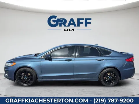 More photos of 2019 Ford Fusion SE at Graff Kia of Chesterton, IN