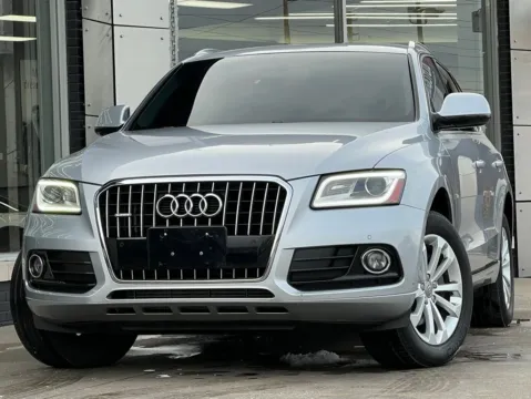 Silver 2015 Audi Q5 2.0T Premium Plus for sale in Indianapolis, IN