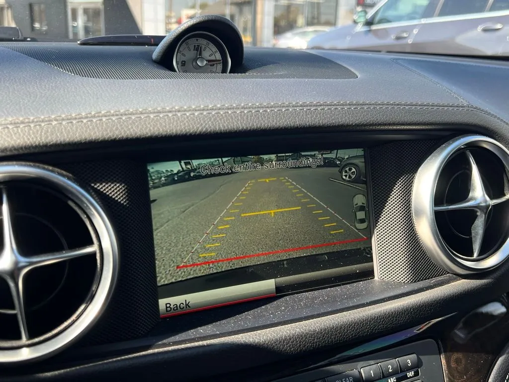 2015 Mercedes Benz SL 400 photo 4