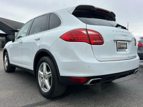 More photos of 2014 Porsche Cayenne Platinum Edition at AutoGiant USA Indianapolis, IN