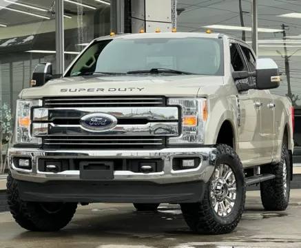 White 2017 Ford F-250SD Lariat for sale in Indianapolis, IN