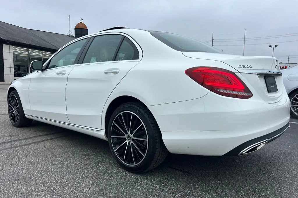 2020 Mercedes Benz C 300 photo 2