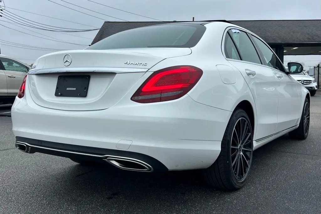 2020 Mercedes Benz C 300 photo 3
