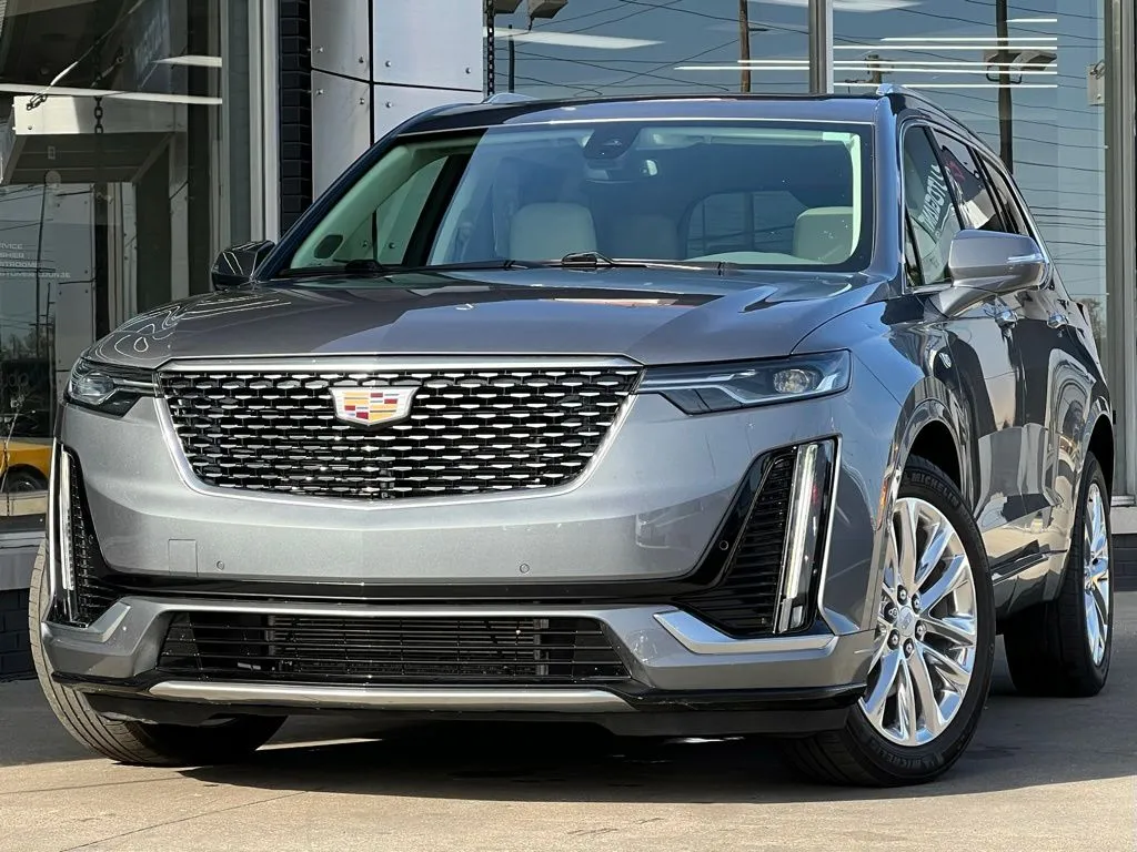 Gray 2021 Cadillac XT6 Premium Luxury for sale in Indianapolis, IN