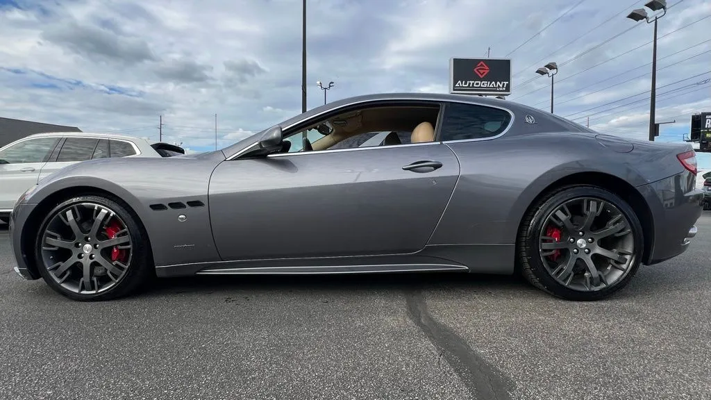 Image of 2012 Maserati GranTurismo
