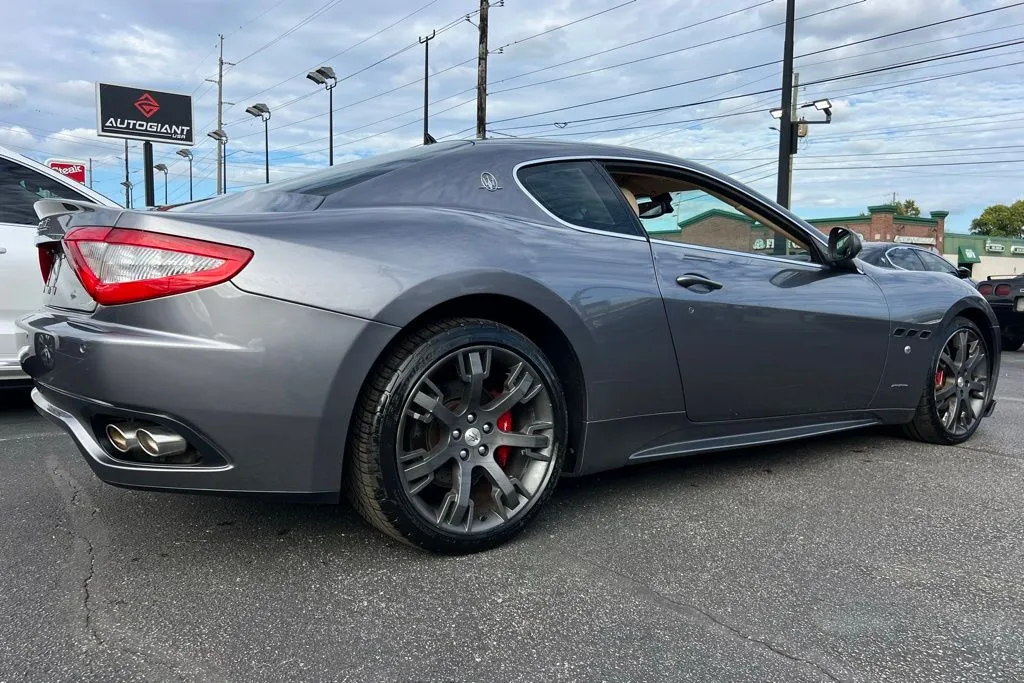 Image of 2012 Maserati GranTurismo