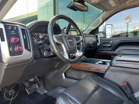 Photos of 2015 GMC Sierra 1500 SLT for sale in Indianapolis, IN at AutoGiant USA Indianapolis