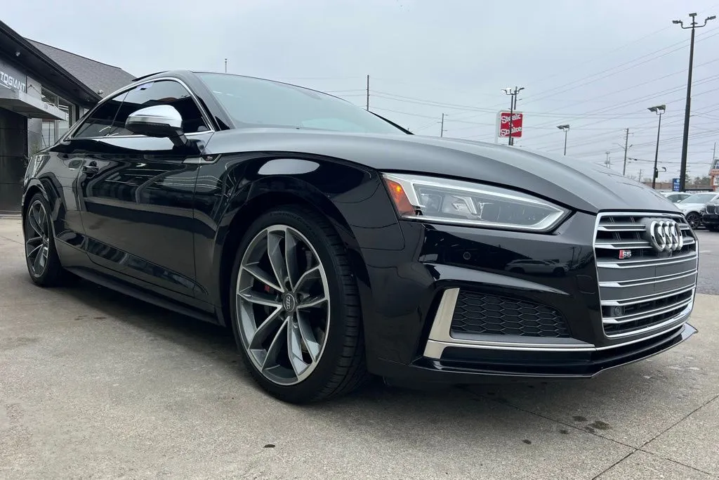 2018 Audi S5 Prestige photo 3