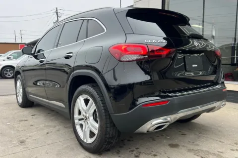 More photos of 2021 Mercedes-Benz GLA 250 at AutoGiant USA Indianapolis, IN