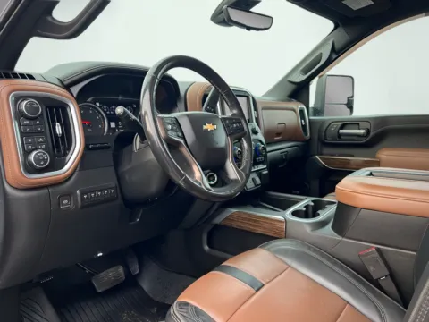 Photos of 2020 Chevrolet Silverado 2500HD High Country for sale in Indianapolis, IN at AutoGiant USA Indianapolis