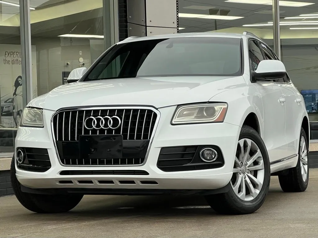 White 2014 Audi Q5 2.0T Premium for sale in Indianapolis, IN