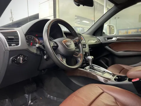 Photos of 2014 Audi Q5 2.0T Premium for sale in Indianapolis, IN at AutoGiant USA Indianapolis