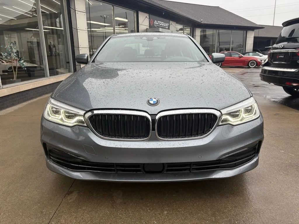 2019 Bmw 540i xDrive photo 3