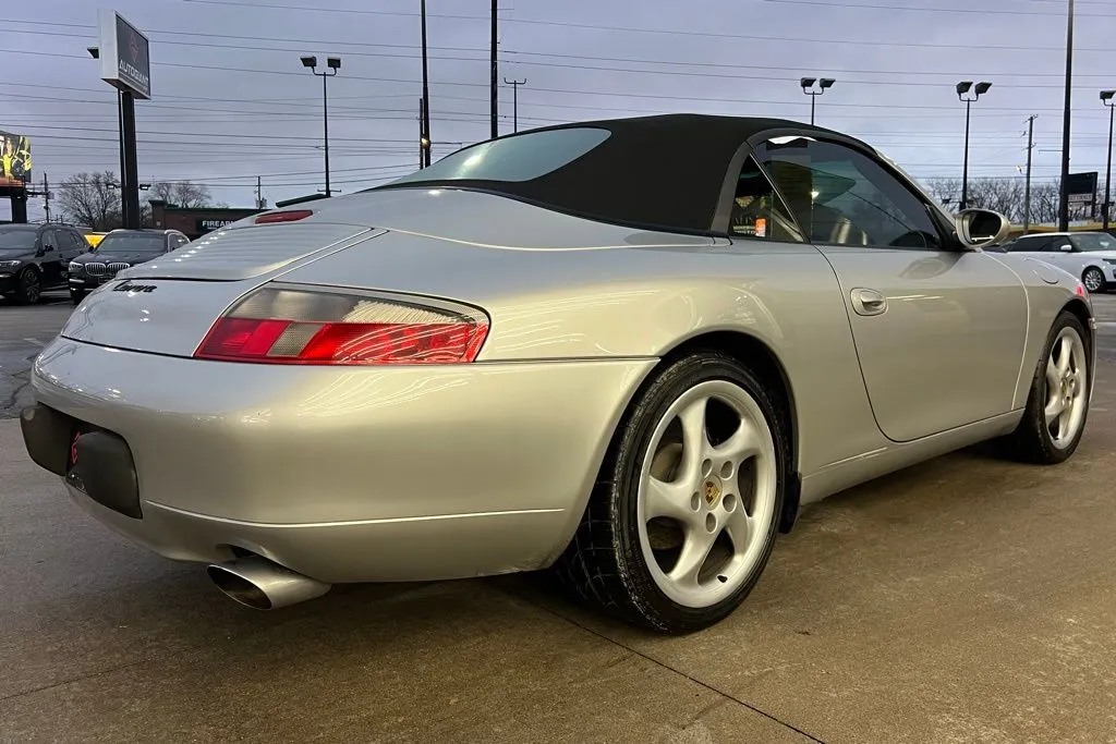 2000 Porsche 911 Cabriolet photo 3