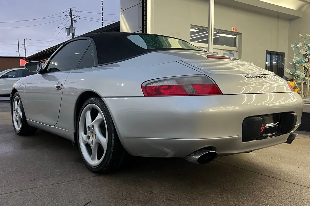 2000 Porsche 911 Cabriolet photo 2