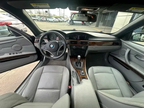 Photos of 2009 BMW 3 Series 328i for sale in Indianapolis, IN at AutoGiant USA Indianapolis