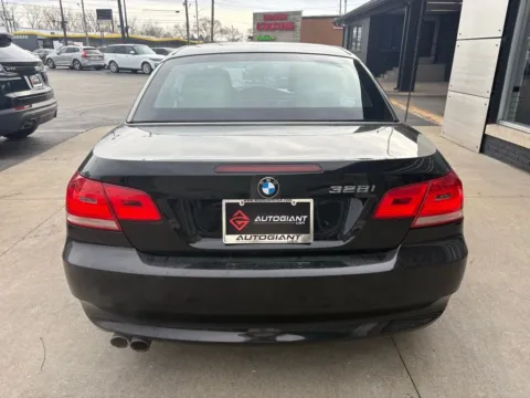 Another view of 2009 BMW 3 Series 328i for sale in Indianapolis, IN at AutoGiant USA Indianapolis