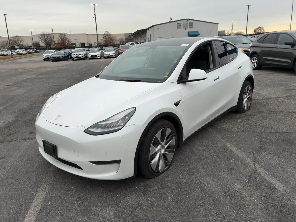 White 2021 Tesla Model Y Long Range for sale in Indianapolis, IN