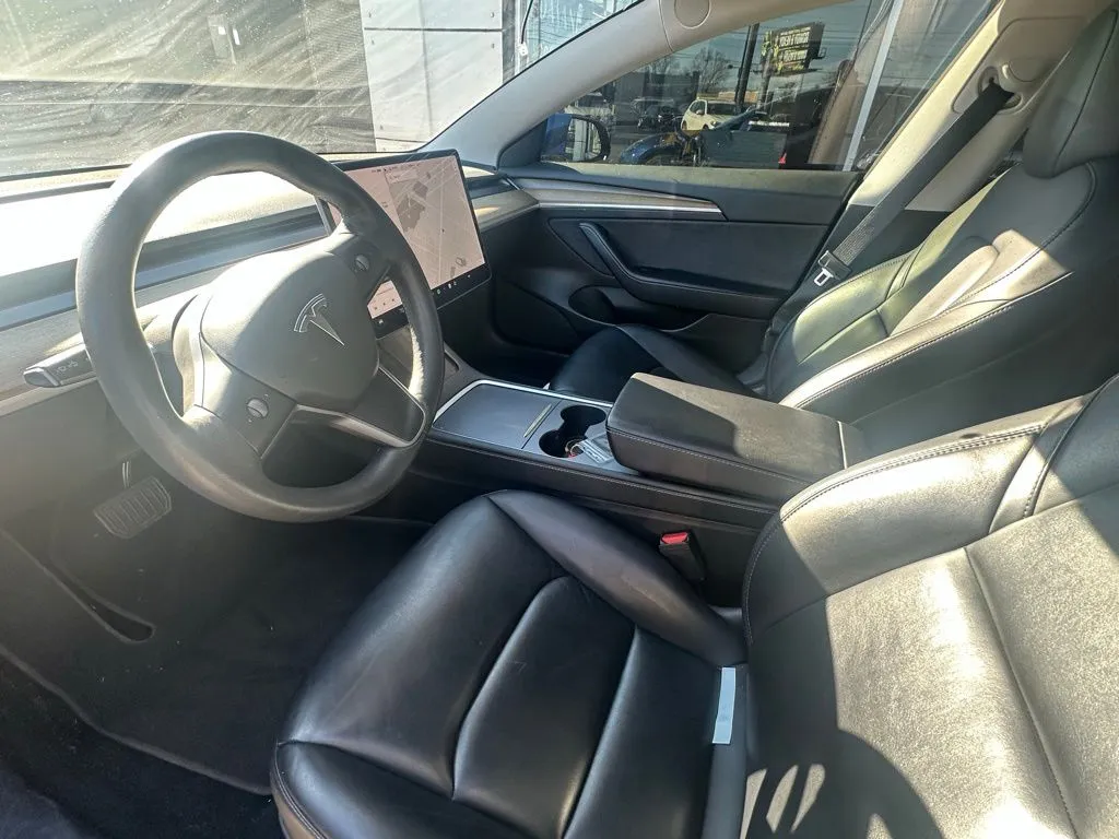 2021 Tesla Model 3 Long Range photo 4