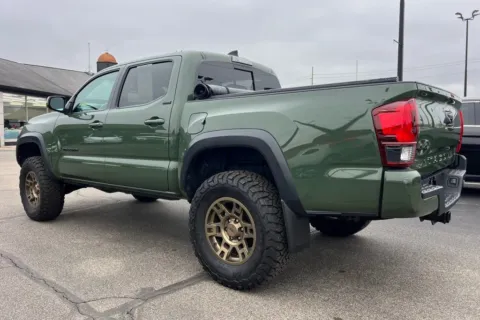 More photos of 2021 Toyota Tacoma SR5 at AutoGiant USA Indianapolis, IN