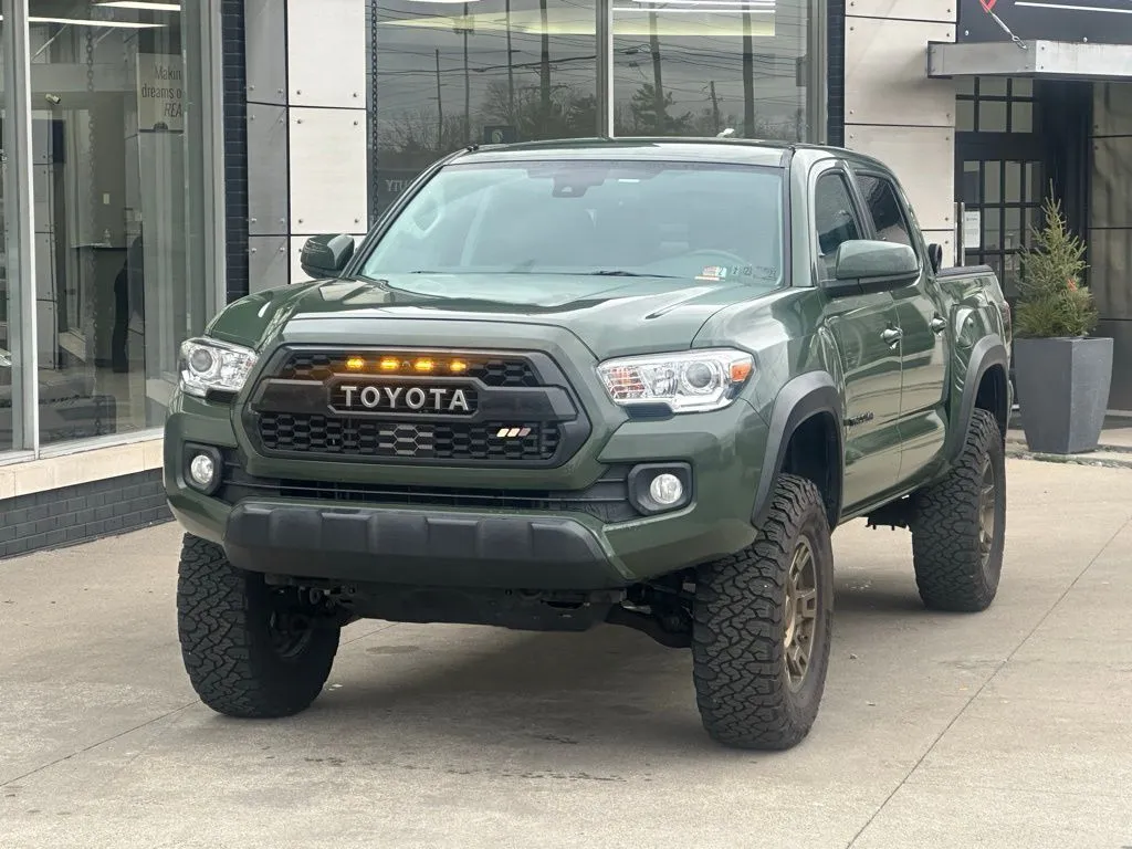 Green 2021 Toyota Tacoma SR5 for sale in Indianapolis, IN