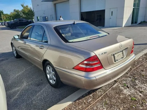 Photos of 2001 Mercedes-Benz S-Class S 430 for sale in Indianapolis, IN at AutoGiant USA Indianapolis