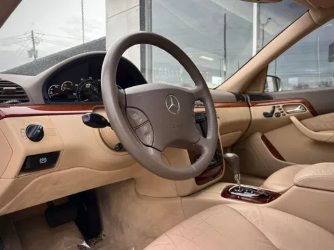 Photos of 2001 Mercedes-Benz S-Class S 430 for sale in Indianapolis, IN at AutoGiant USA Indianapolis