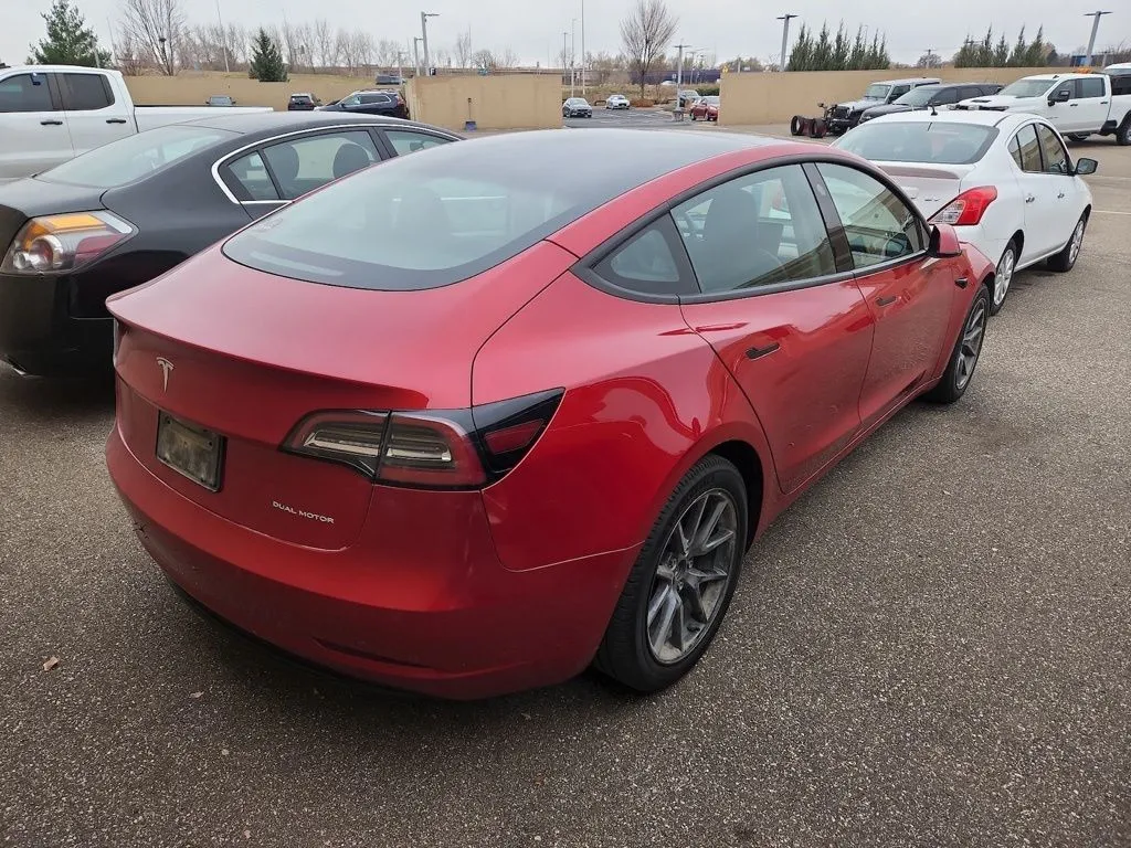 2021 Tesla Model 3 Long Range photo 2