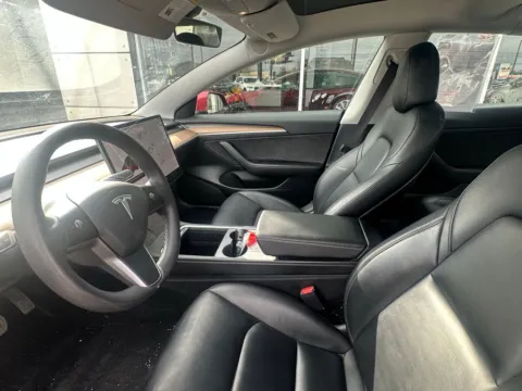 Photos of 2021 Tesla Model 3 Long Range for sale in Indianapolis, IN at AutoGiant USA Indianapolis