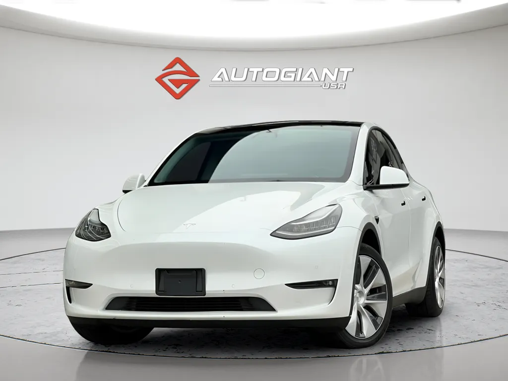 White 2022 Tesla Model Y Long Range for sale in Indianapolis, IN