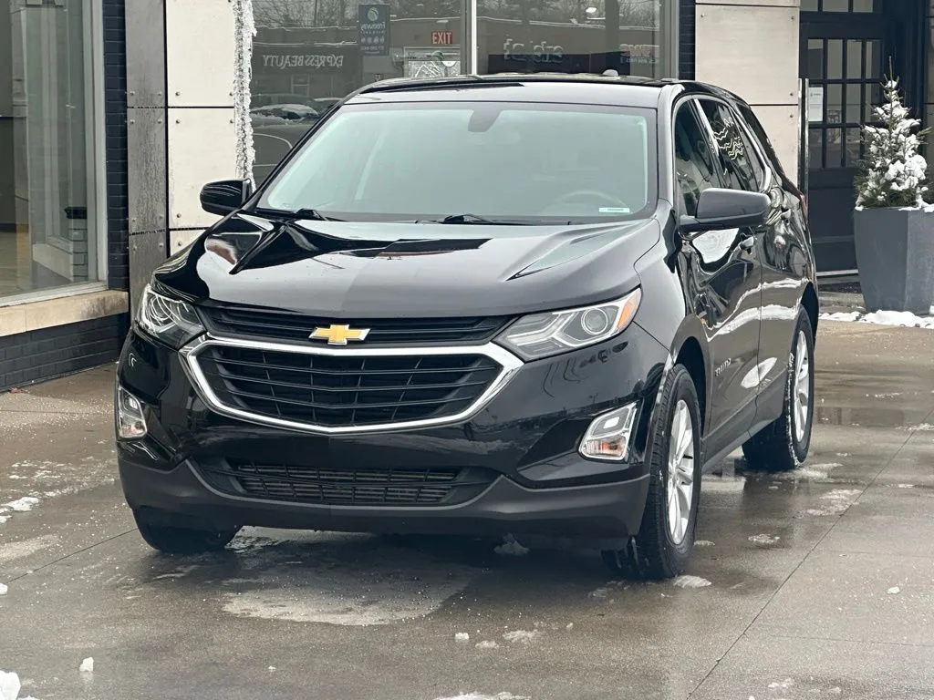 Black 2018 Chevrolet Equinox LT for sale in Indianapolis, IN