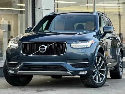 Blue 2018 Volvo XC90 T5 Momentum for sale in Indianapolis, IN
